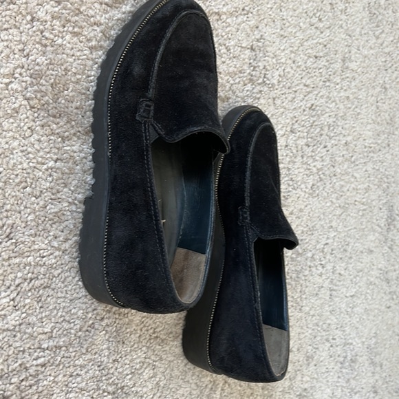 Paul Green black suede loafers size 7. Zipper metal accent/size 7. - Picture 5 of 8